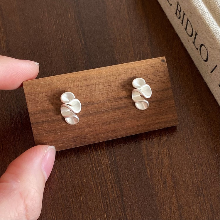 Geometric Flower Stud Earrings for Women – Silver Needle Fashion Jewelry